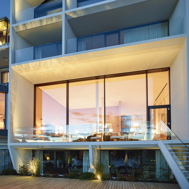 High End Mall Outdoor Glass Railing Aluminum U Channel With Straight Glass