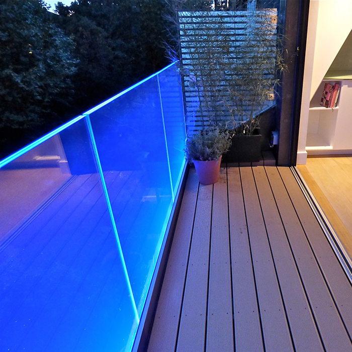 Residential Balcony Waterproof Aluminum U Channel Glass Railing With LED