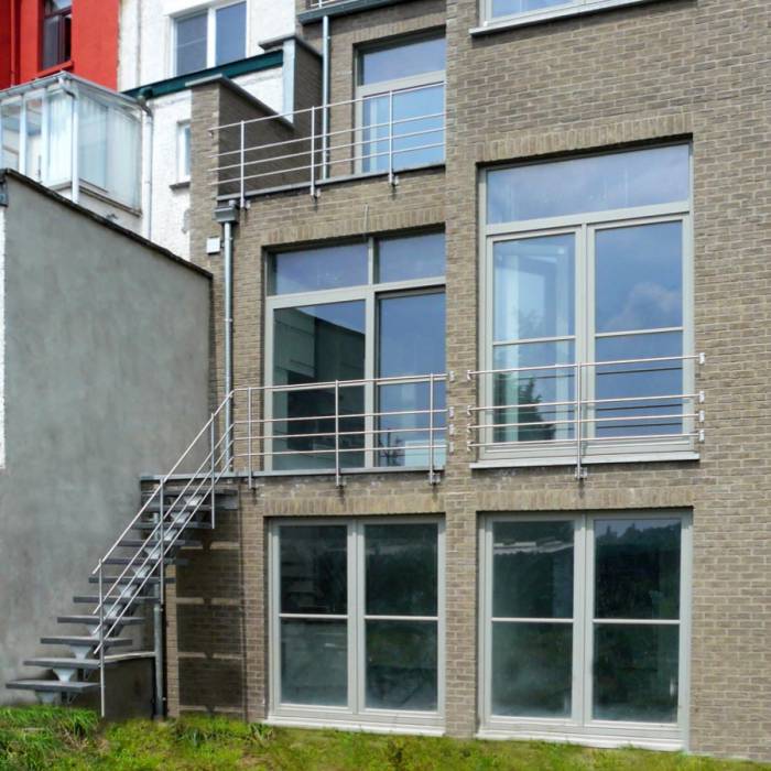 Residence Outdoor Terrace Stairs Integrated Solid Rod Railing